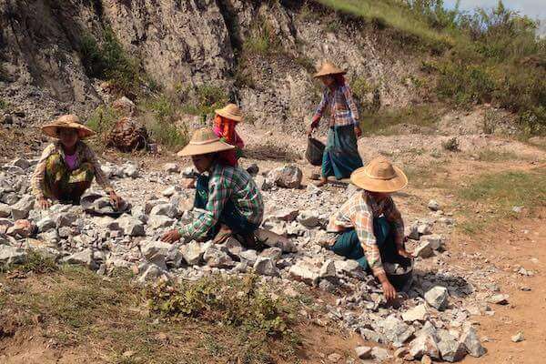 women working in Myanmar Kalaw