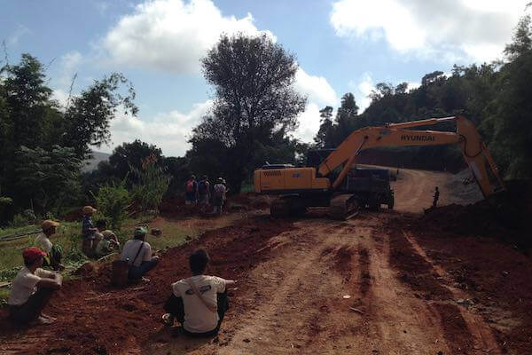 Kalaw to Inle Lake road construction